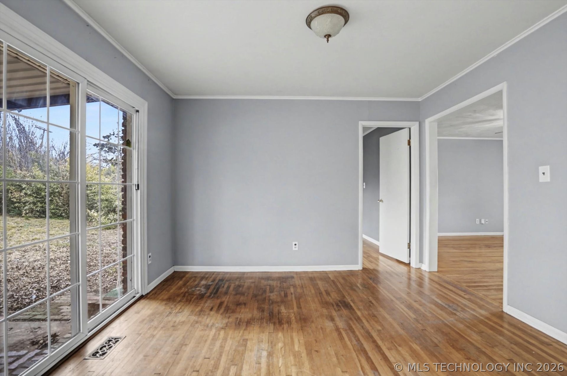 6717 E 30th Street Property Photo 8