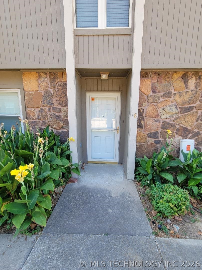 7018 Lakeshore 18 Property Photo 2