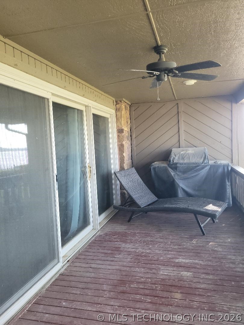 7018 Lakeshore 18 Property Photo 6