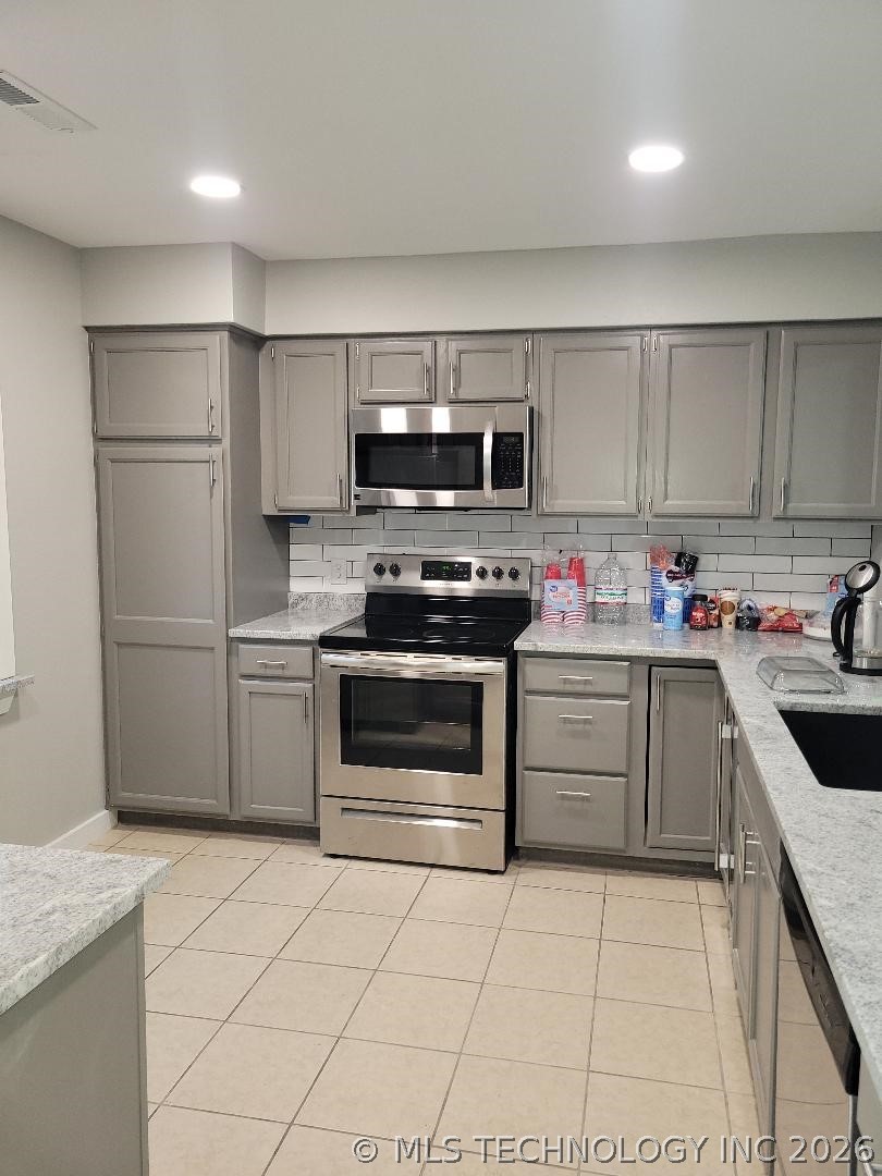 7018 Lakeshore 18 Property Photo 24