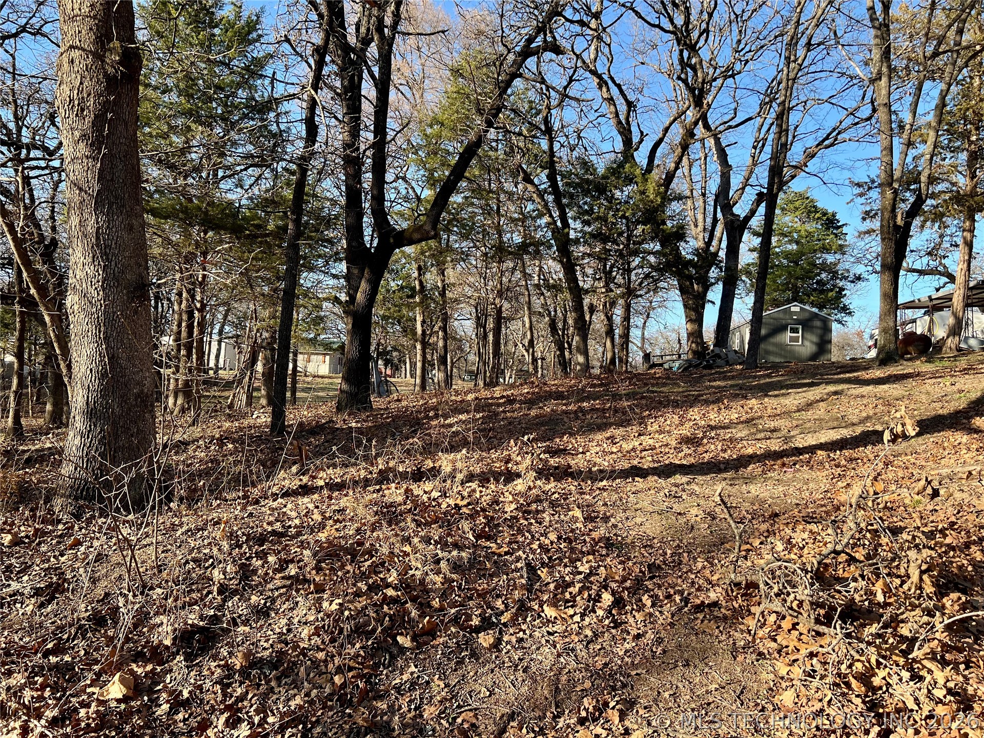 1579 Roads Property Photo 3