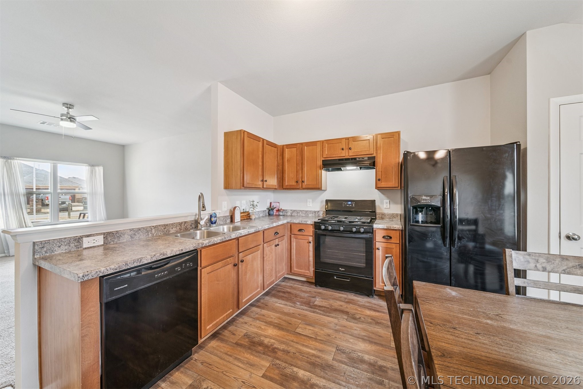 28037 E 148th Place S Property Photo 15