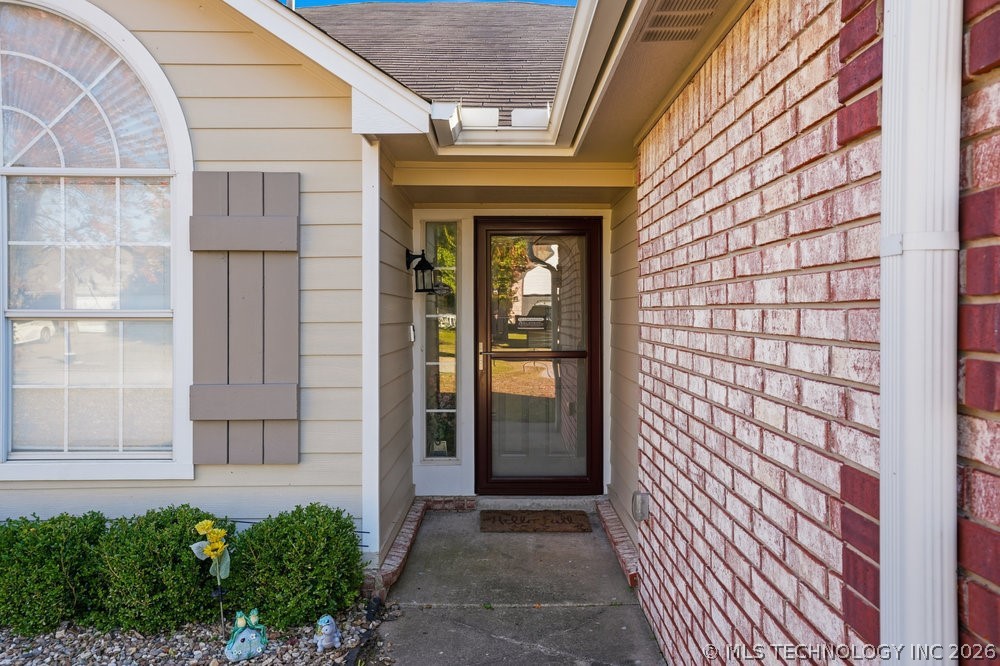 622 W Redwood Street West Property Photo 2