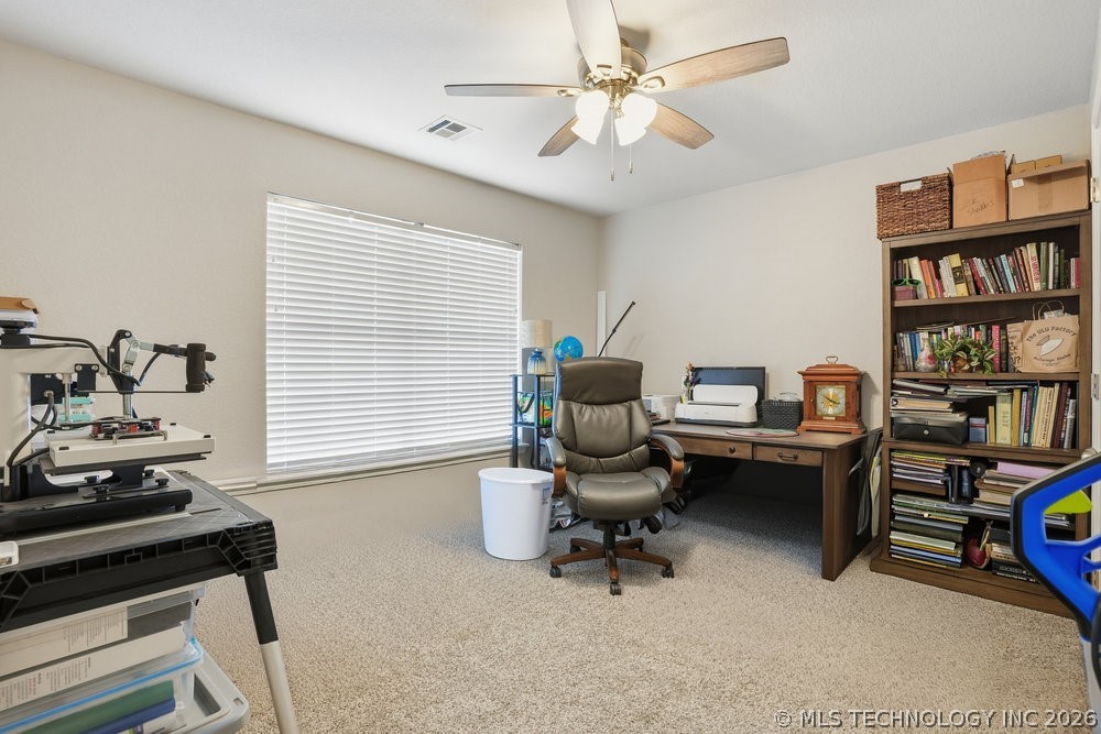 622 W Redwood Street West Property Photo 23
