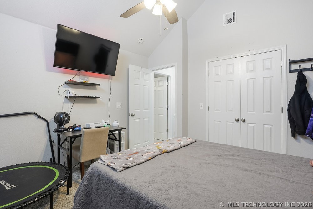 622 W Redwood Street West Property Photo 25