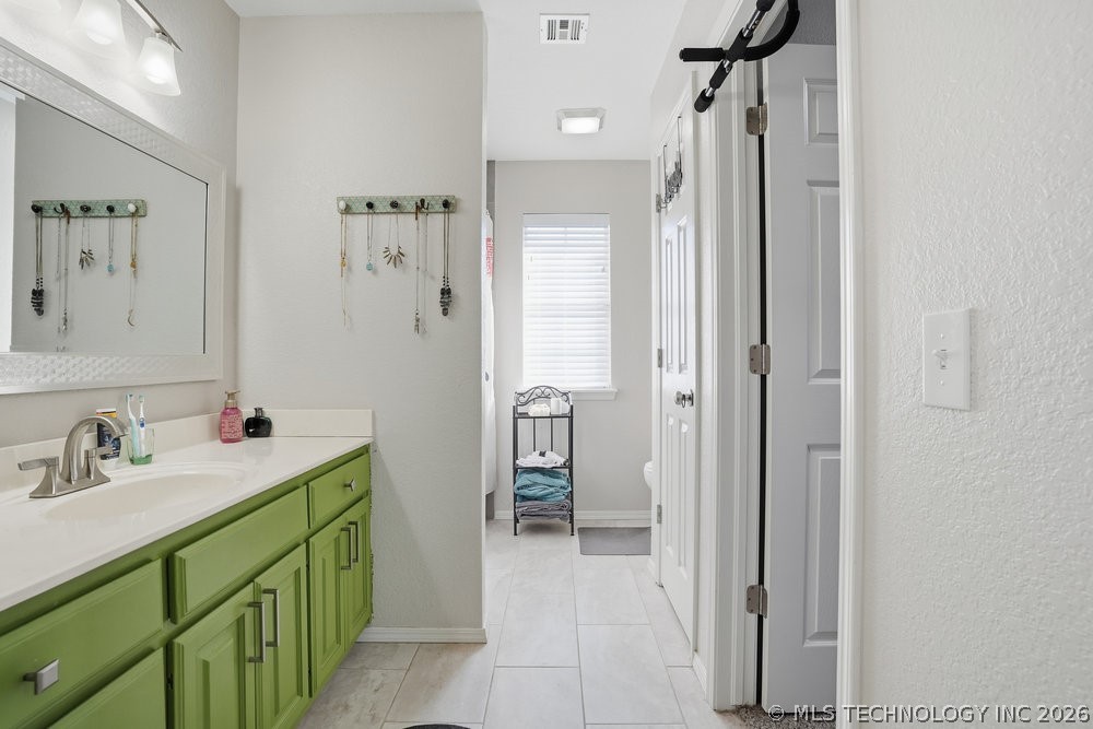 622 W Redwood Street West Property Photo 42