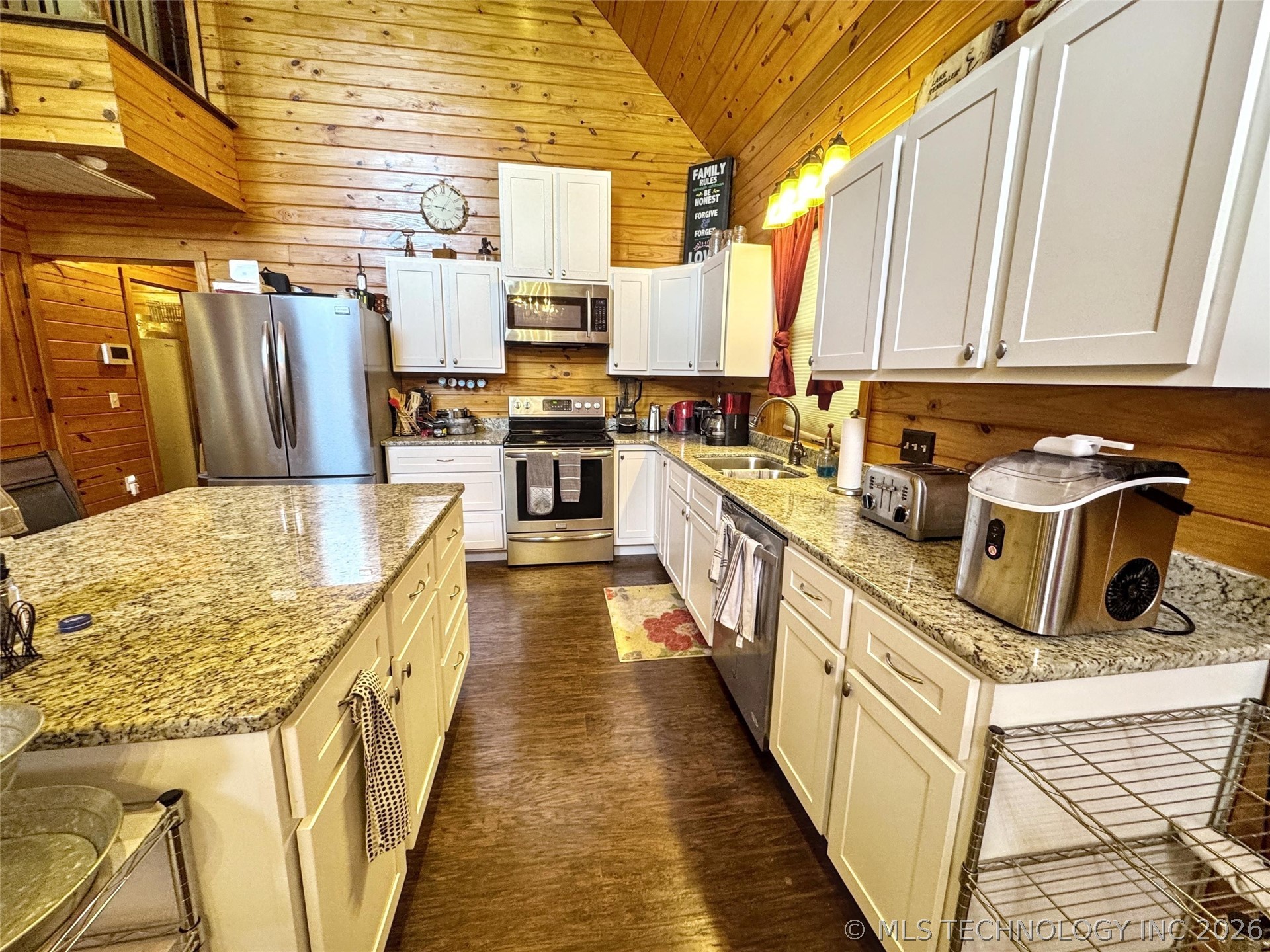 33473 Hwy 82 Property Photo 18