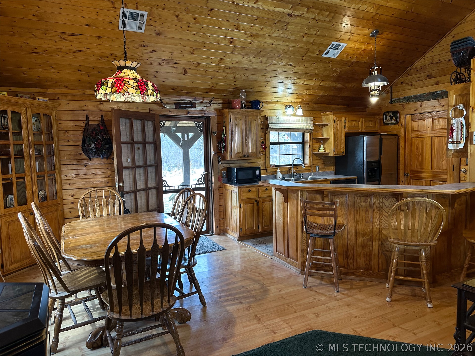 14356 S Hwy 82 Property Photo 7