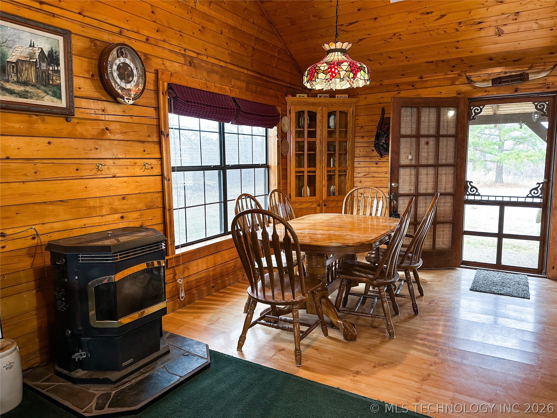 14356 S Hwy 82 Property Photo 8