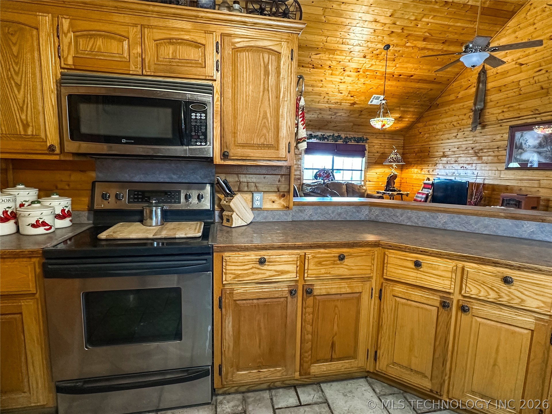 14356 S Hwy 82 Property Photo 11