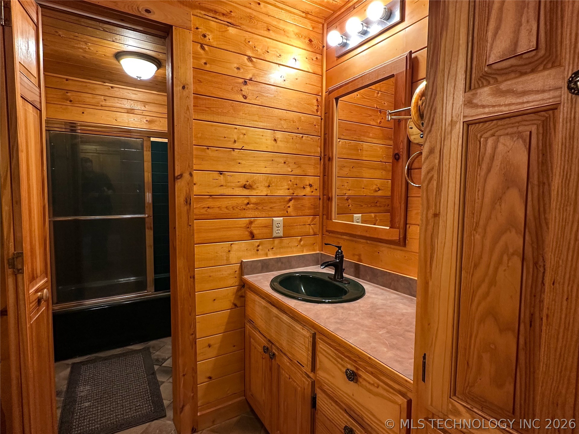 14356 S Hwy 82 Property Photo 14