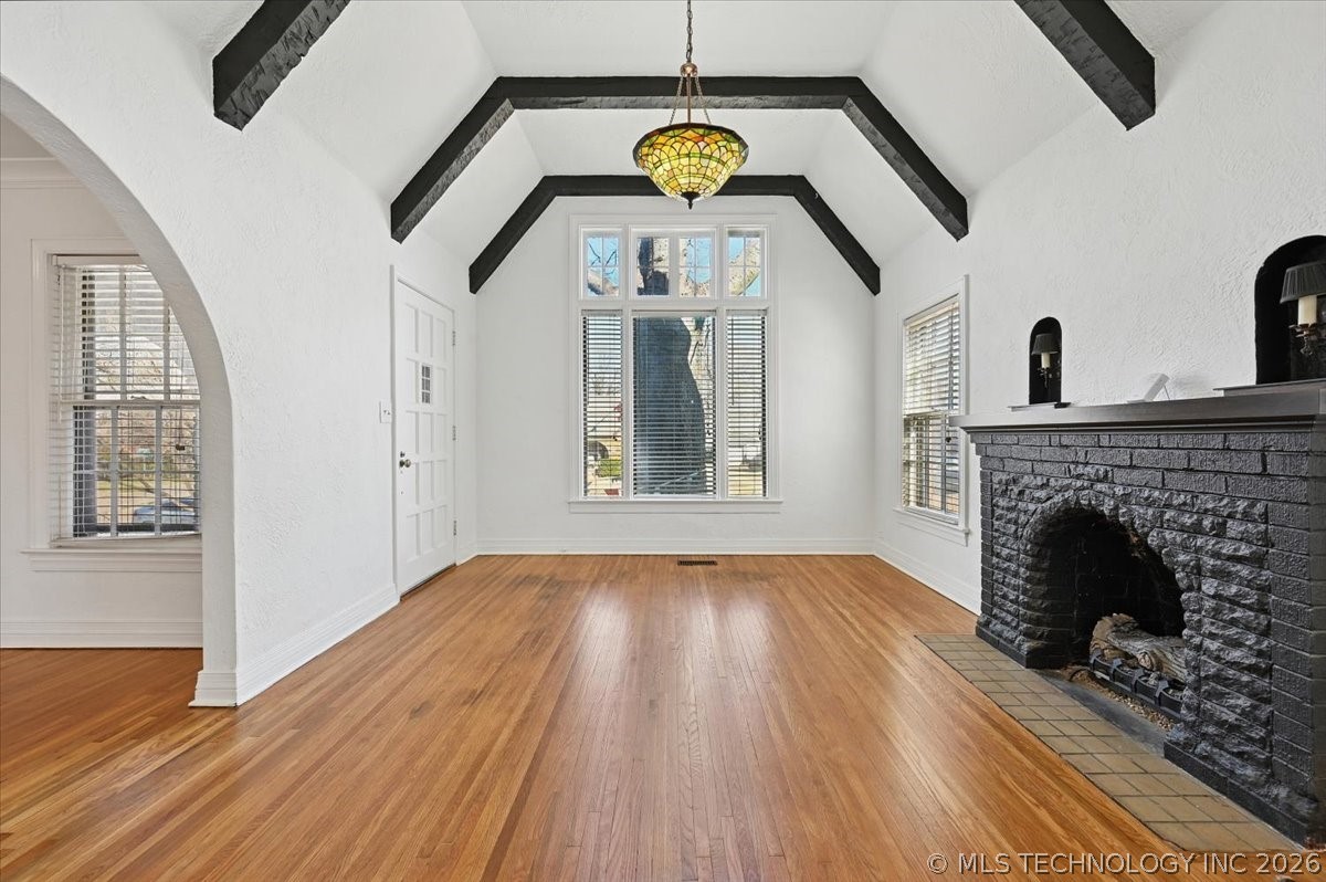 2608 E 13th Place Property Photo 9