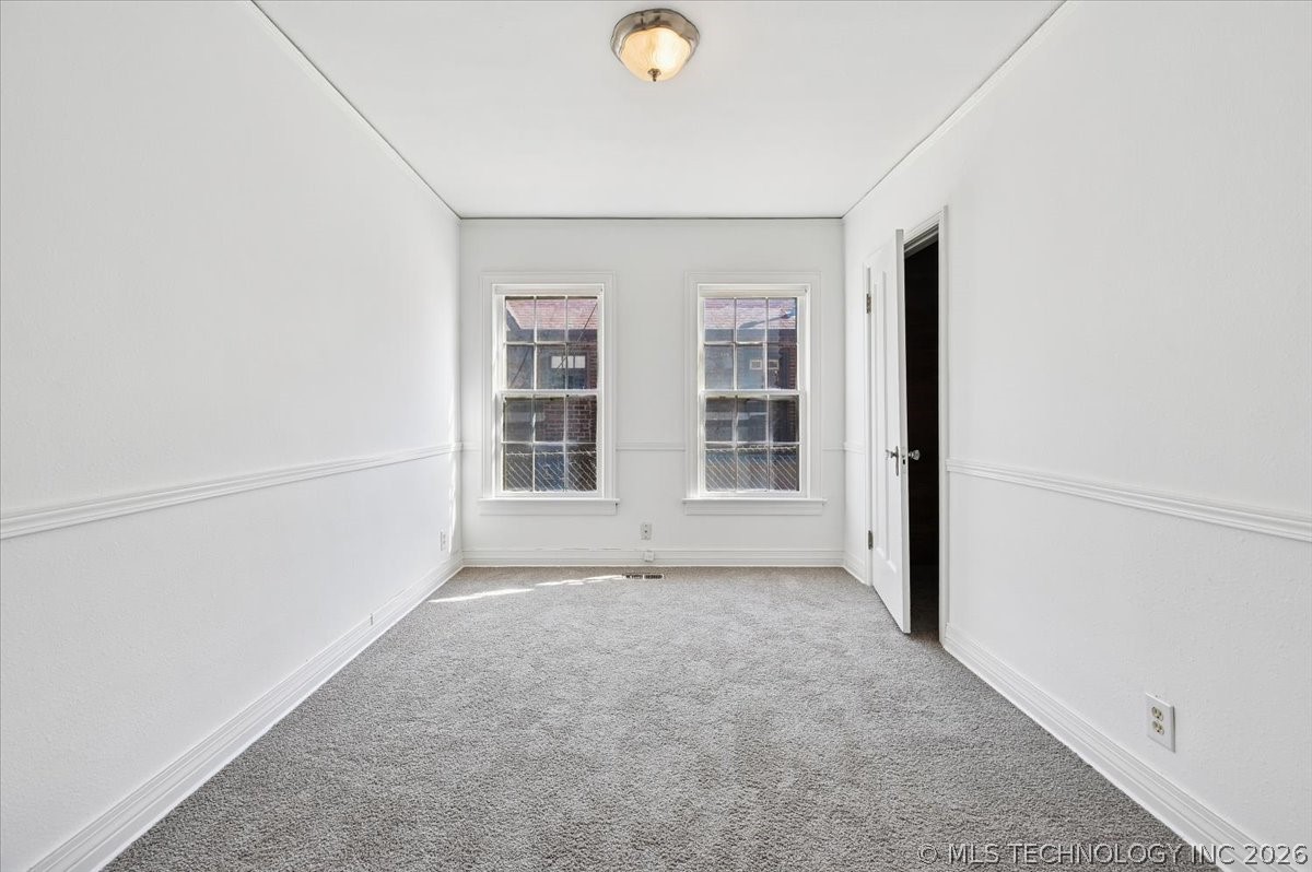 2608 E 13th Place Property Photo 27