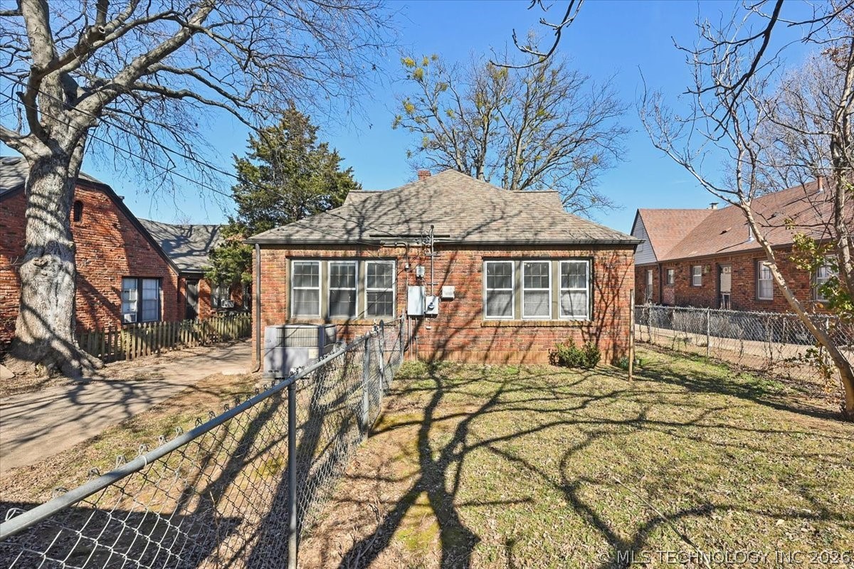 2608 E 13th Place Property Photo 35