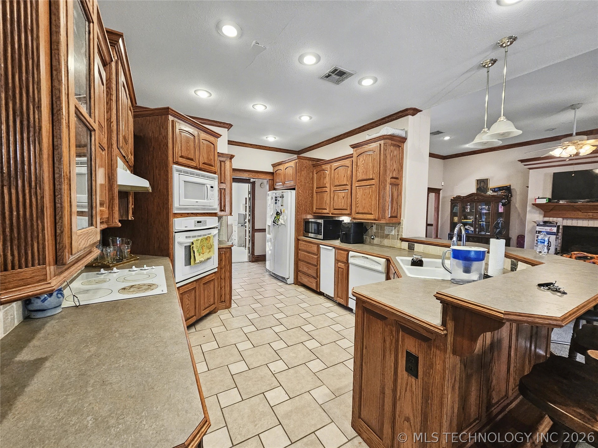 502 W 3rd Place Property Photo 15