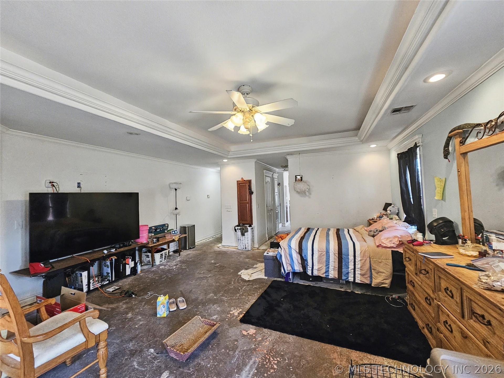 502 W 3rd Place Property Photo 38