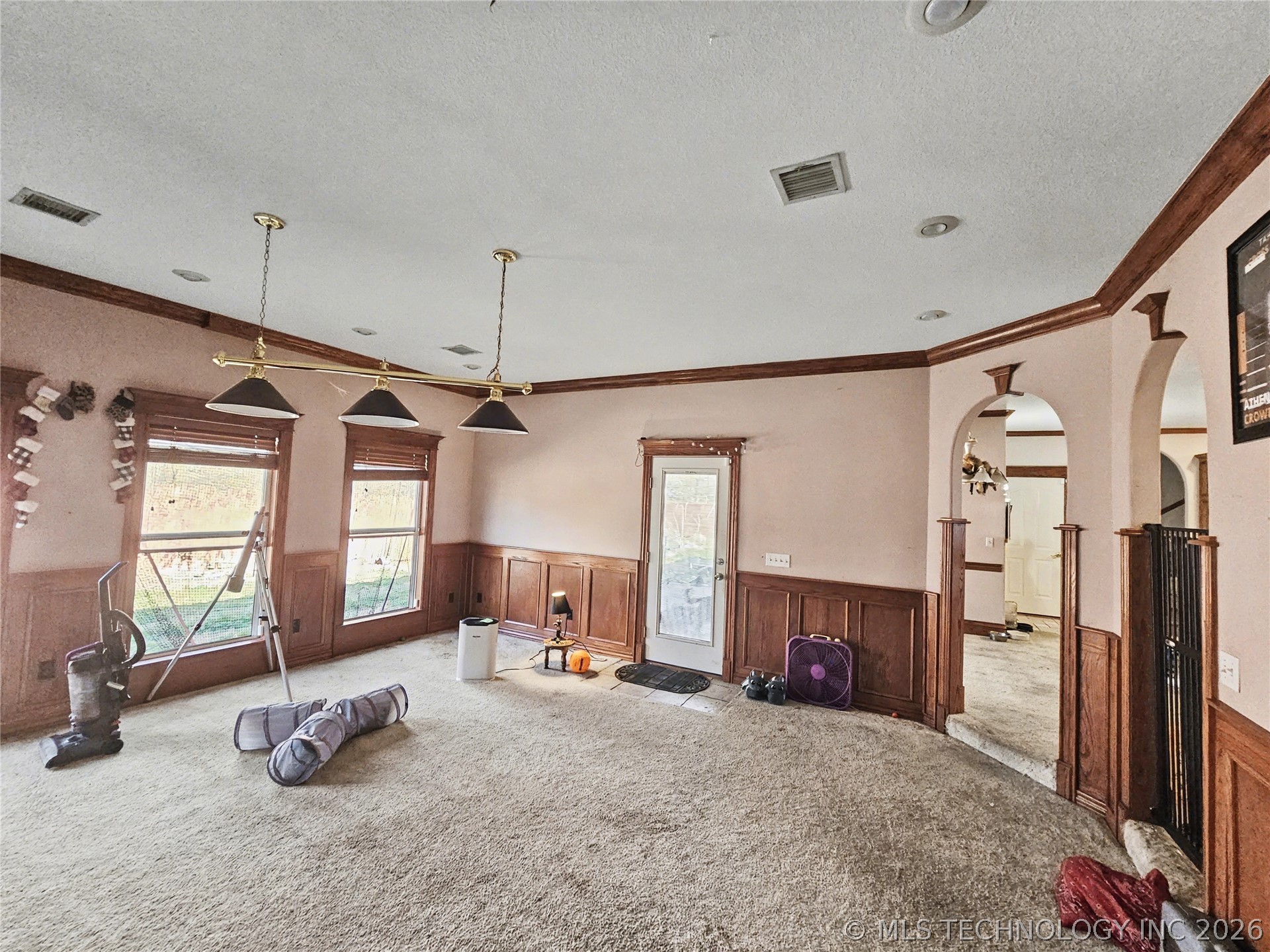 502 W 3rd Place Property Photo 44