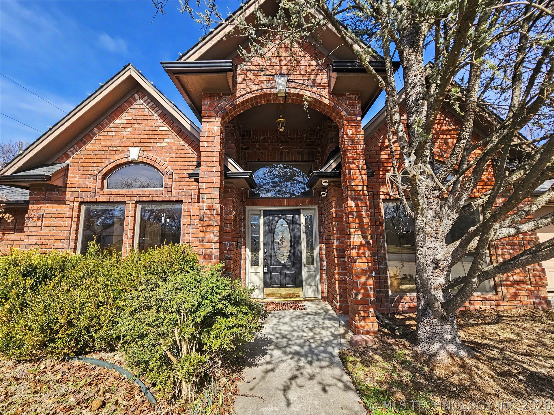 502 W 3rd Place Property Photo 49