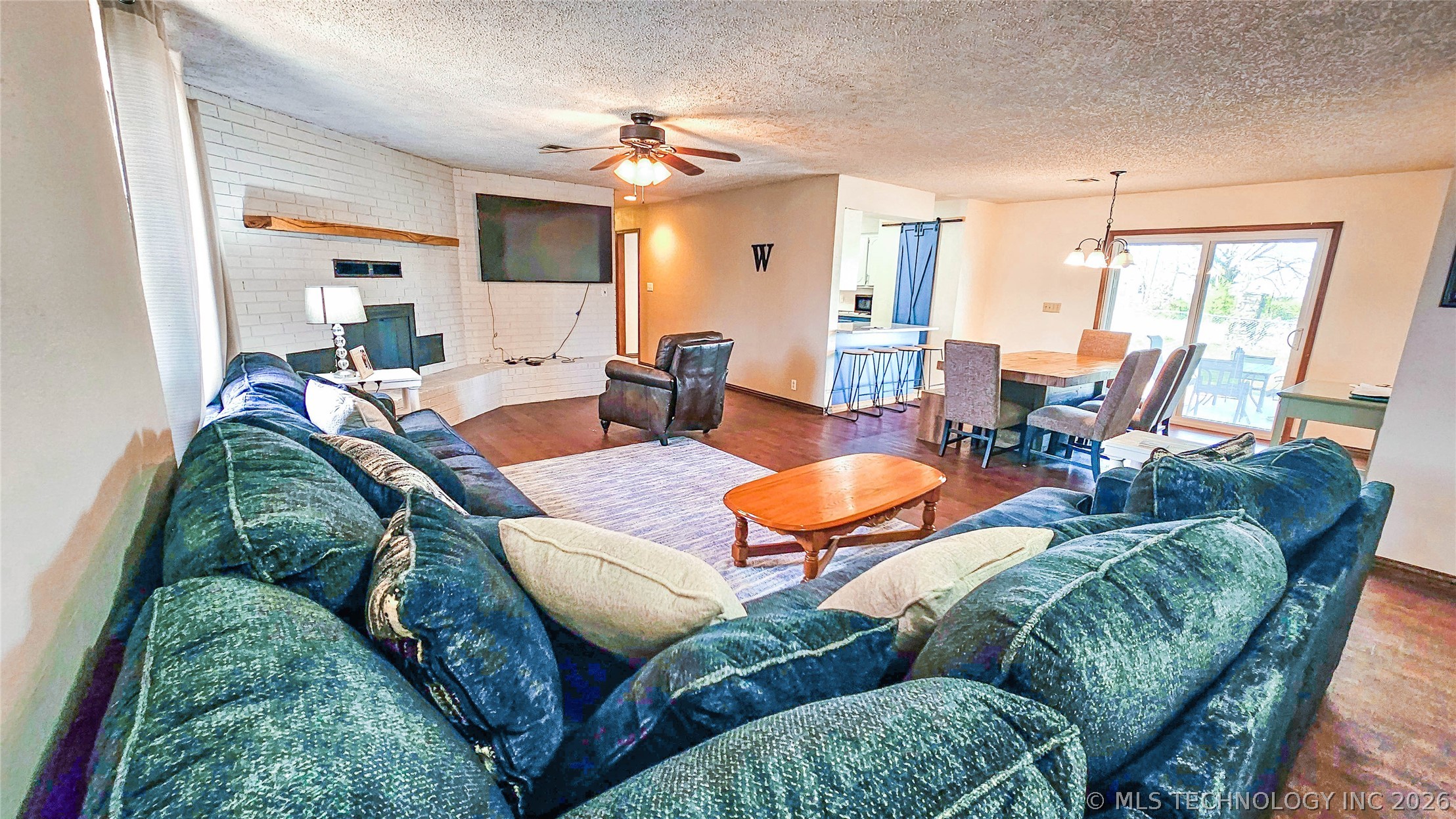 11590 W Highway 9 Highway Property Photo 8