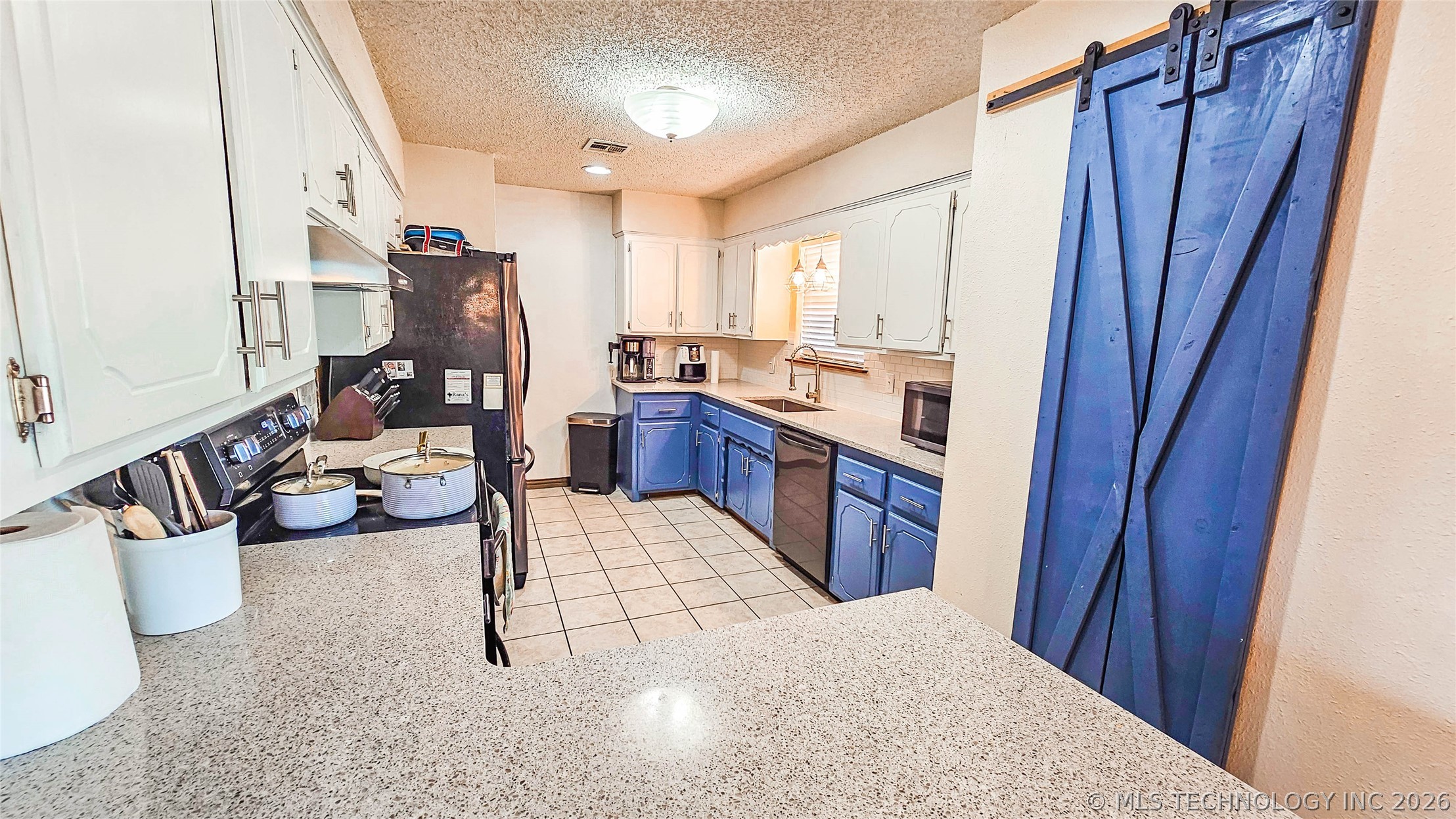 11590 W Highway 9 Highway Property Photo 16