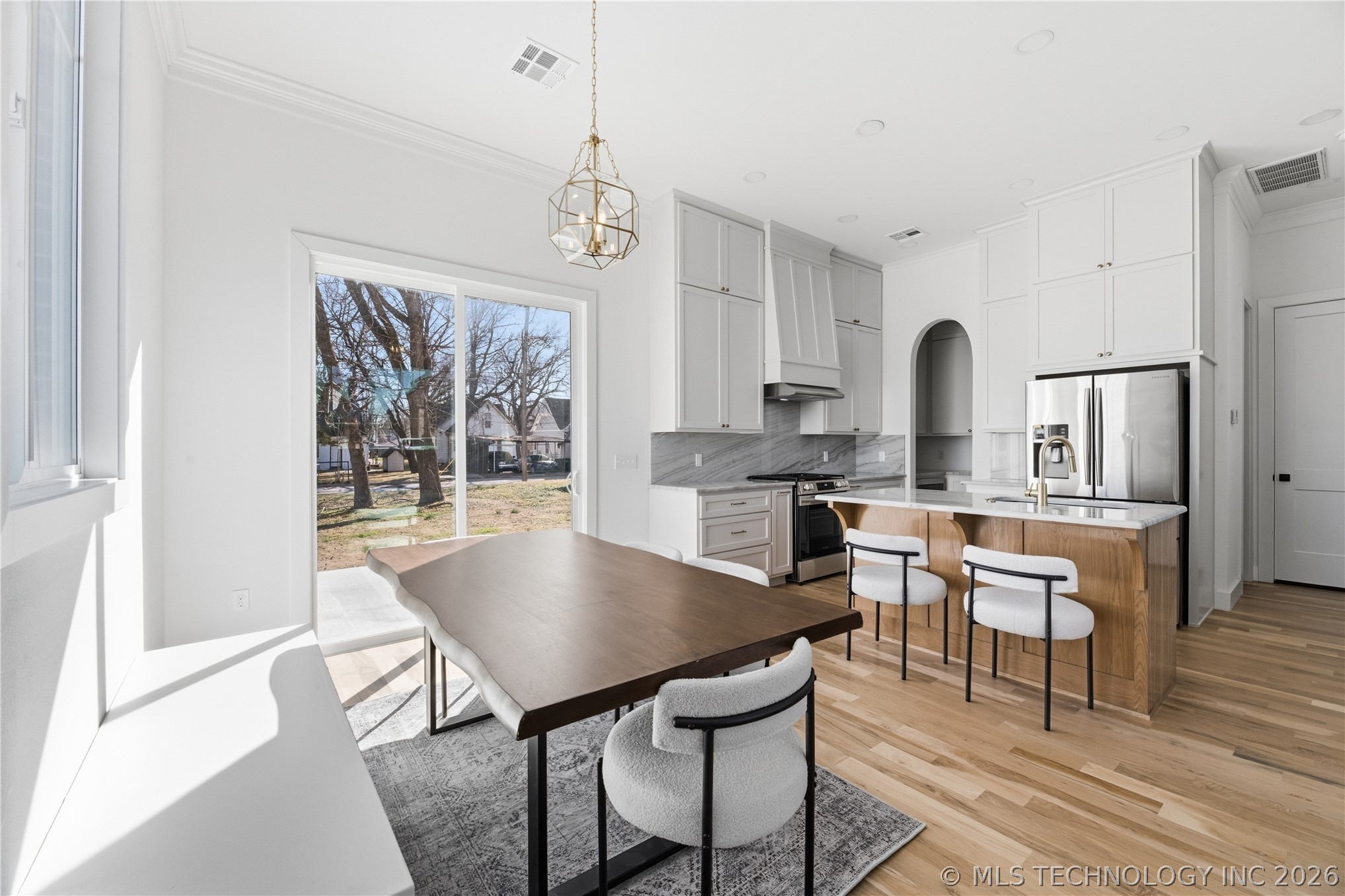 402 S Wyandotte Avenue Property Photo 17