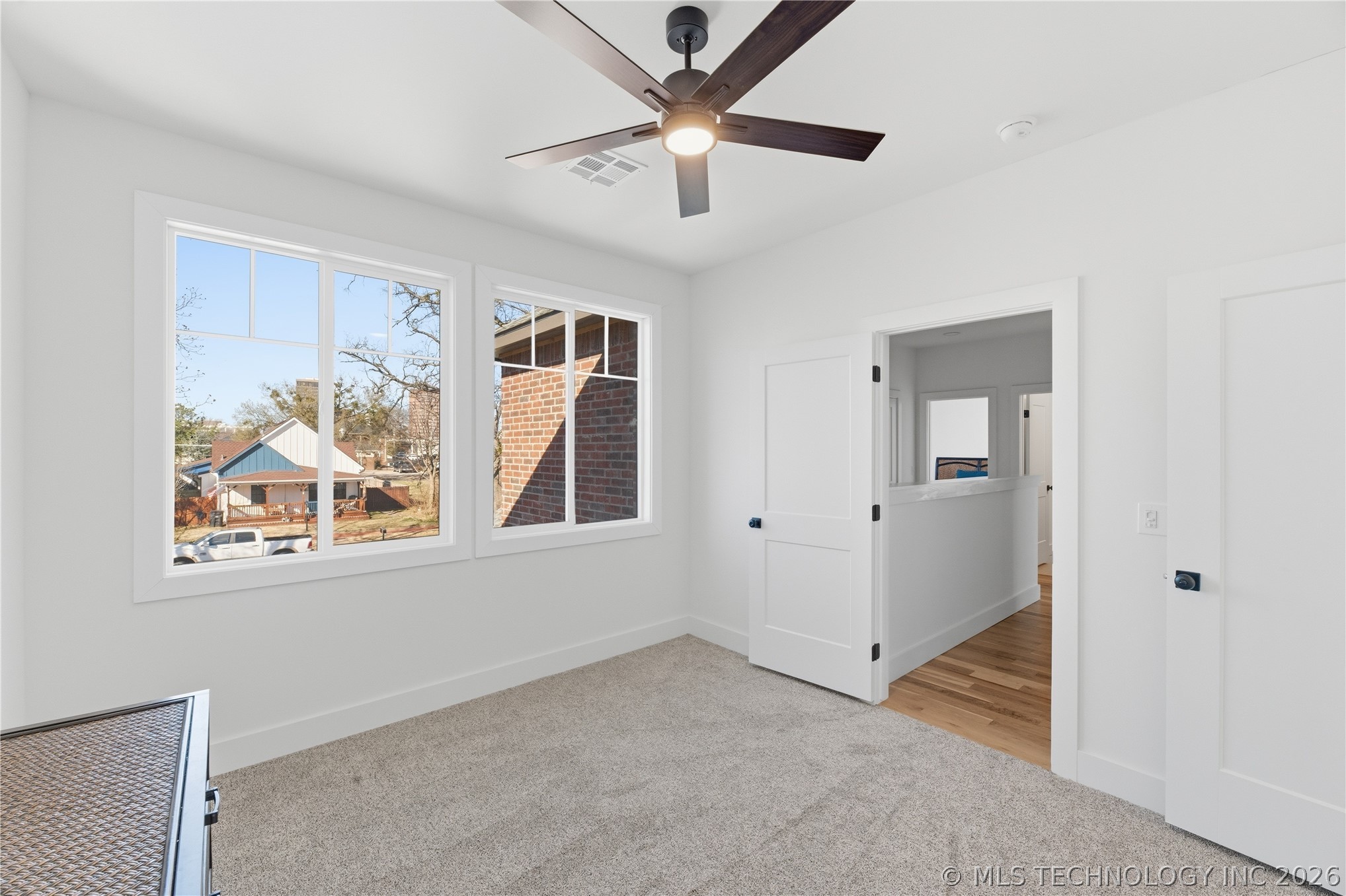 402 S Wyandotte Avenue Property Photo 22