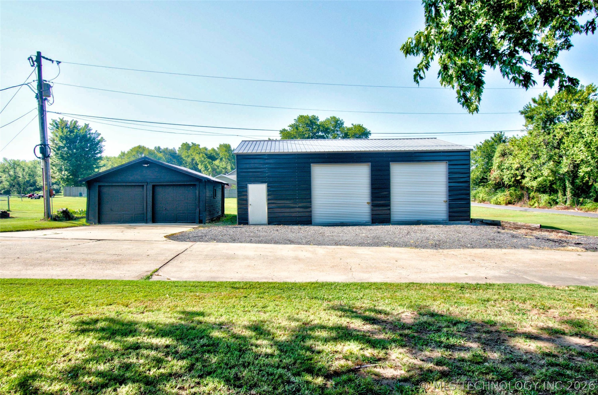 2940 N 17th Street West Property Photo 3