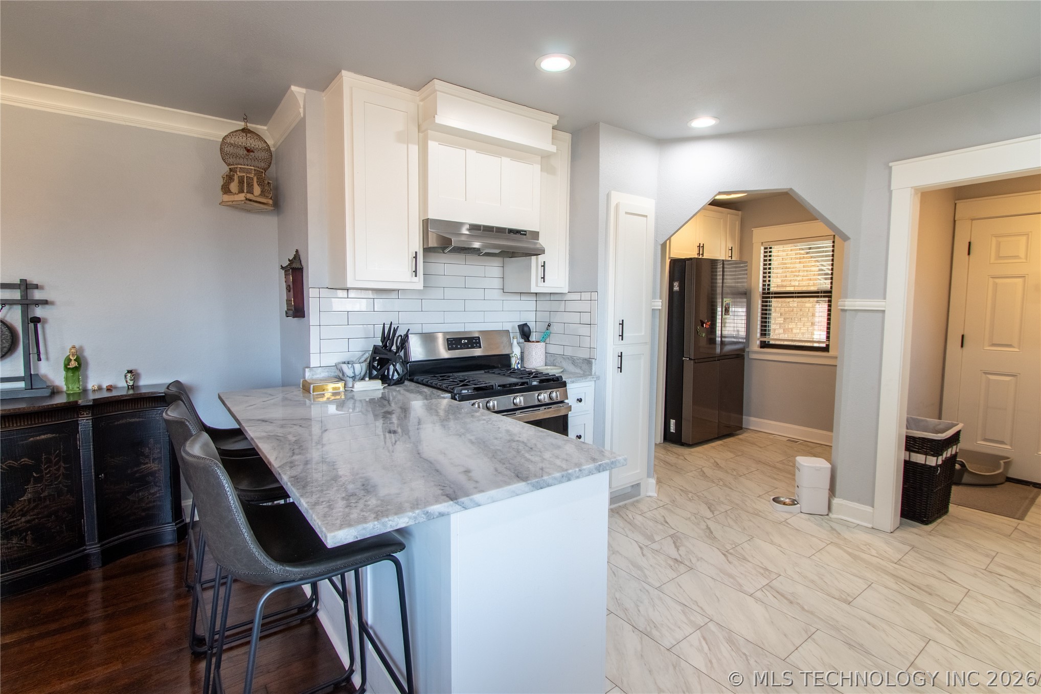 204 S Darlington Avenue Property Photo 10