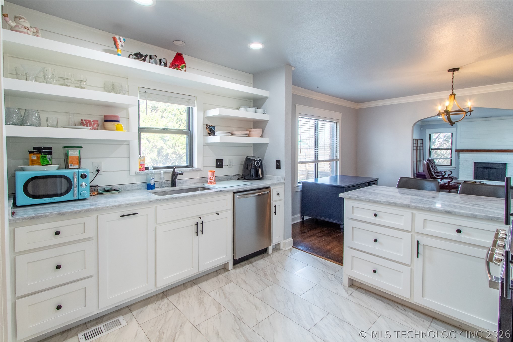 204 S Darlington Avenue Property Photo 13