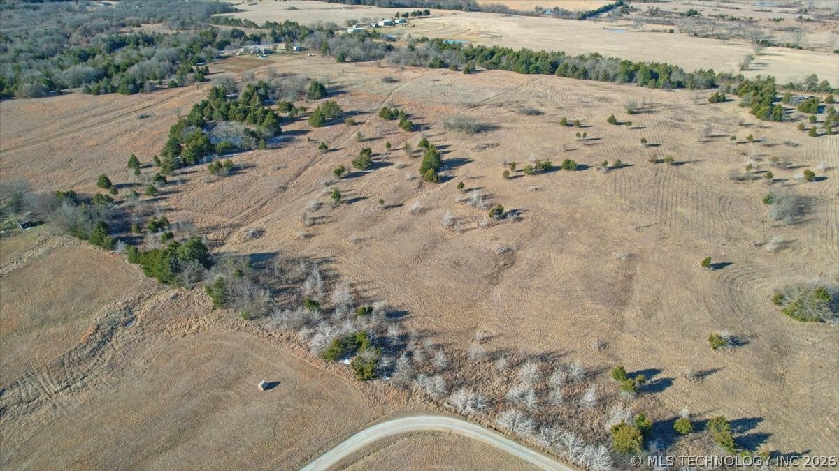 002 Treaty Property Photo 11