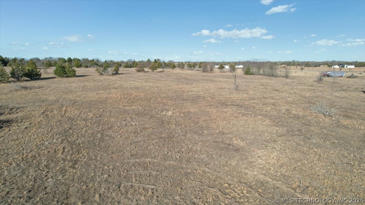 002 Treaty Property Photo 15