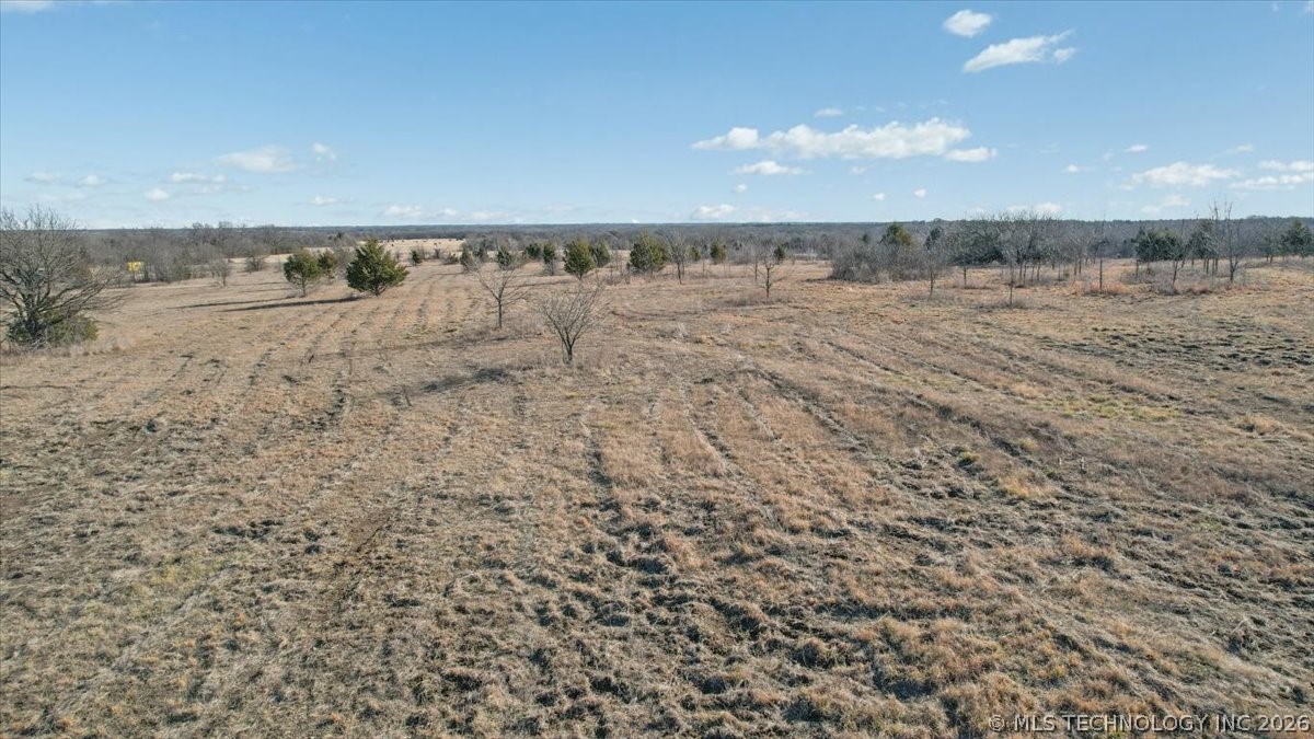 002 Treaty Property Photo 17