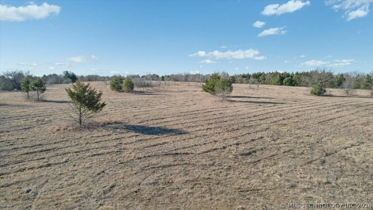 002 Treaty Property Photo 19