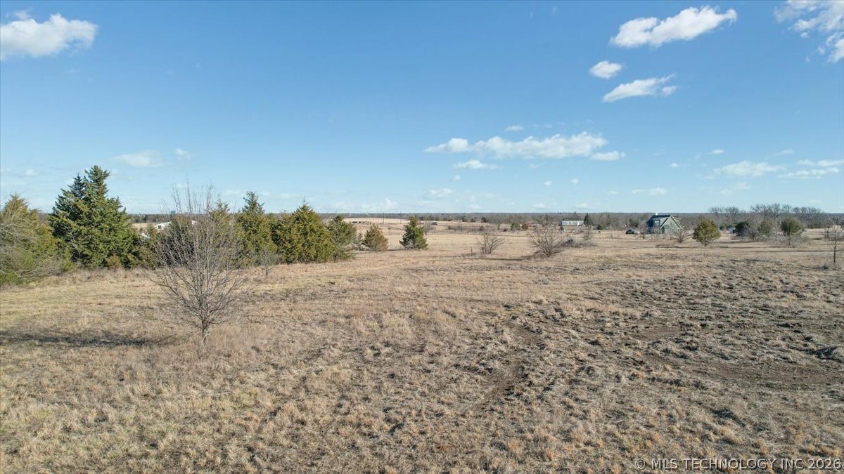 002 Treaty Property Photo 22