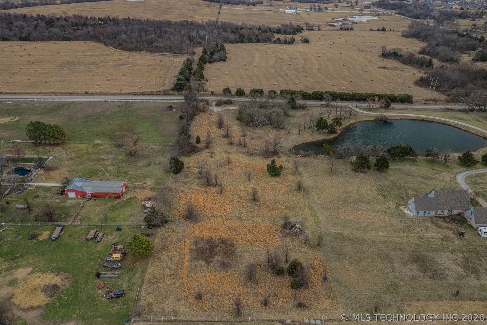 3 S Peoria Avenue Property Photo 9