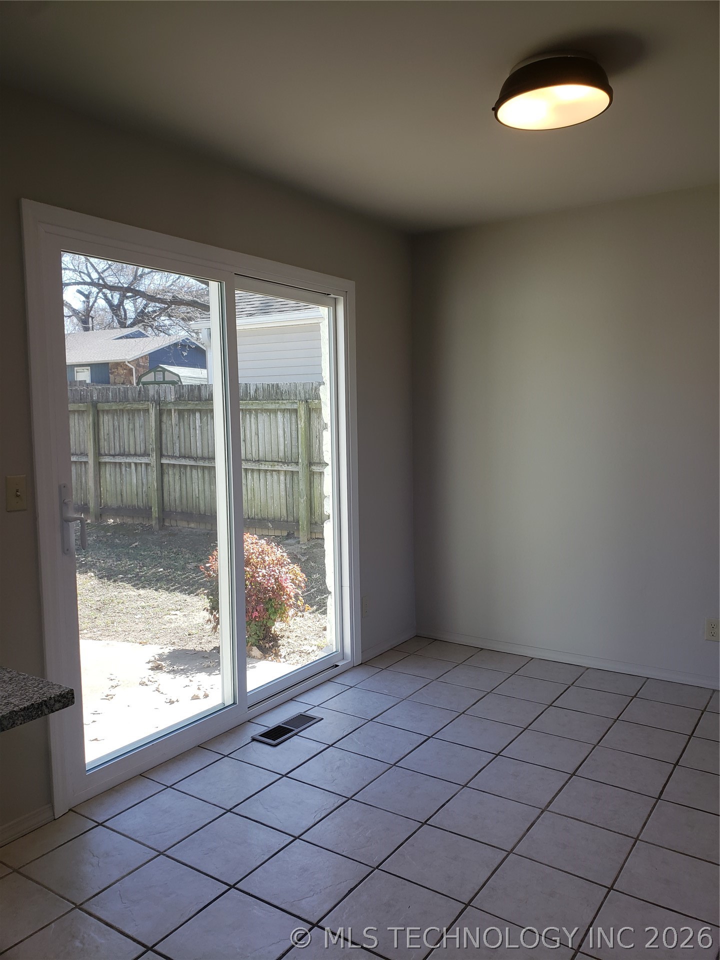 9225 S 91st East Avenue Property Photo 6