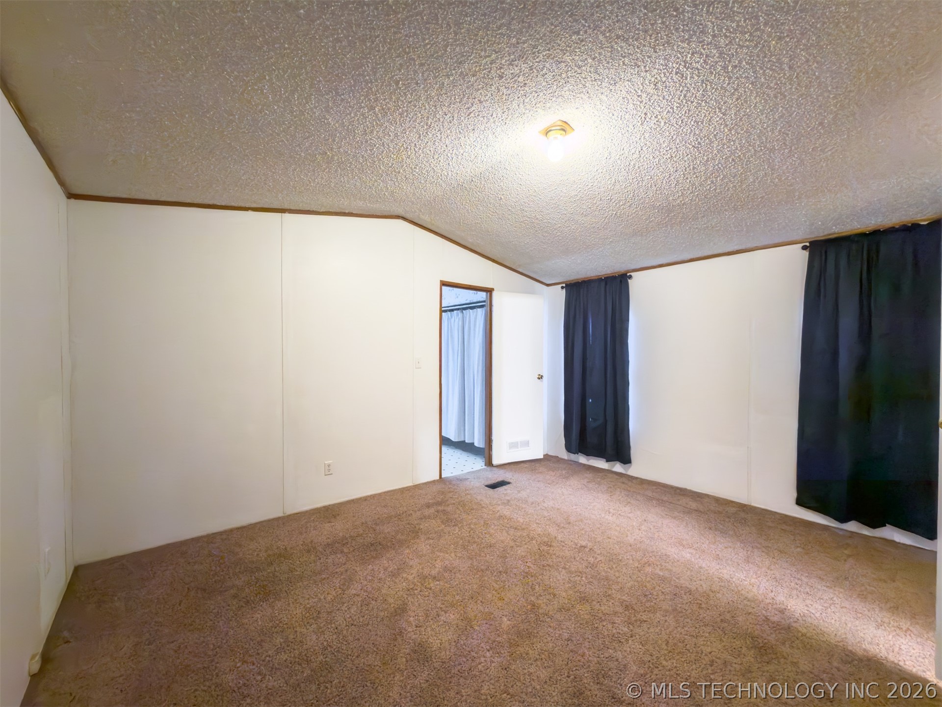 50 N Johnson Property Photo 15