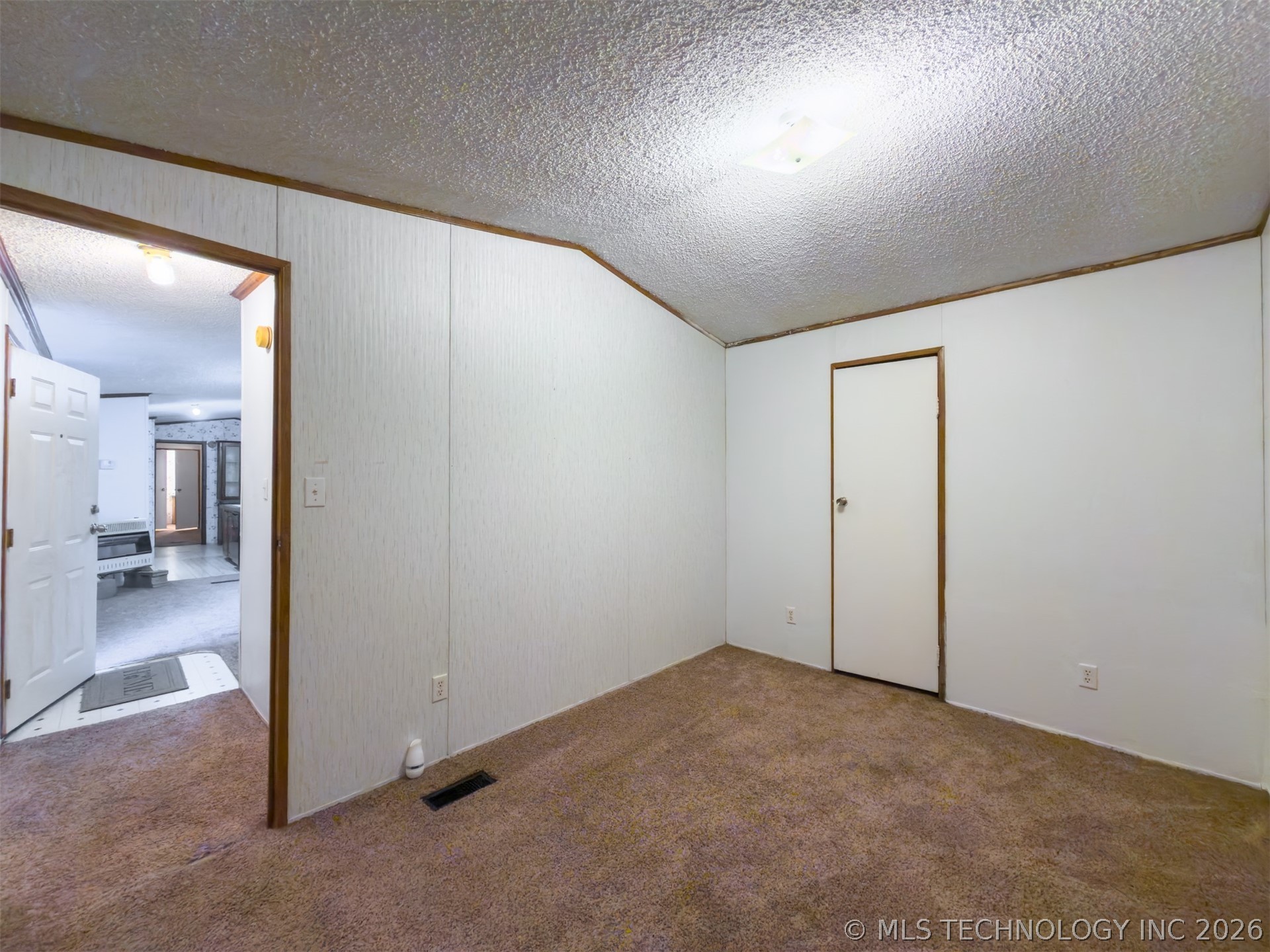 50 N Johnson Property Photo 20