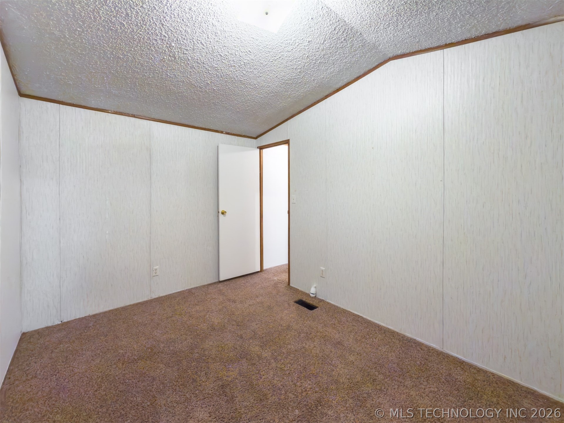 50 N Johnson Property Photo 21