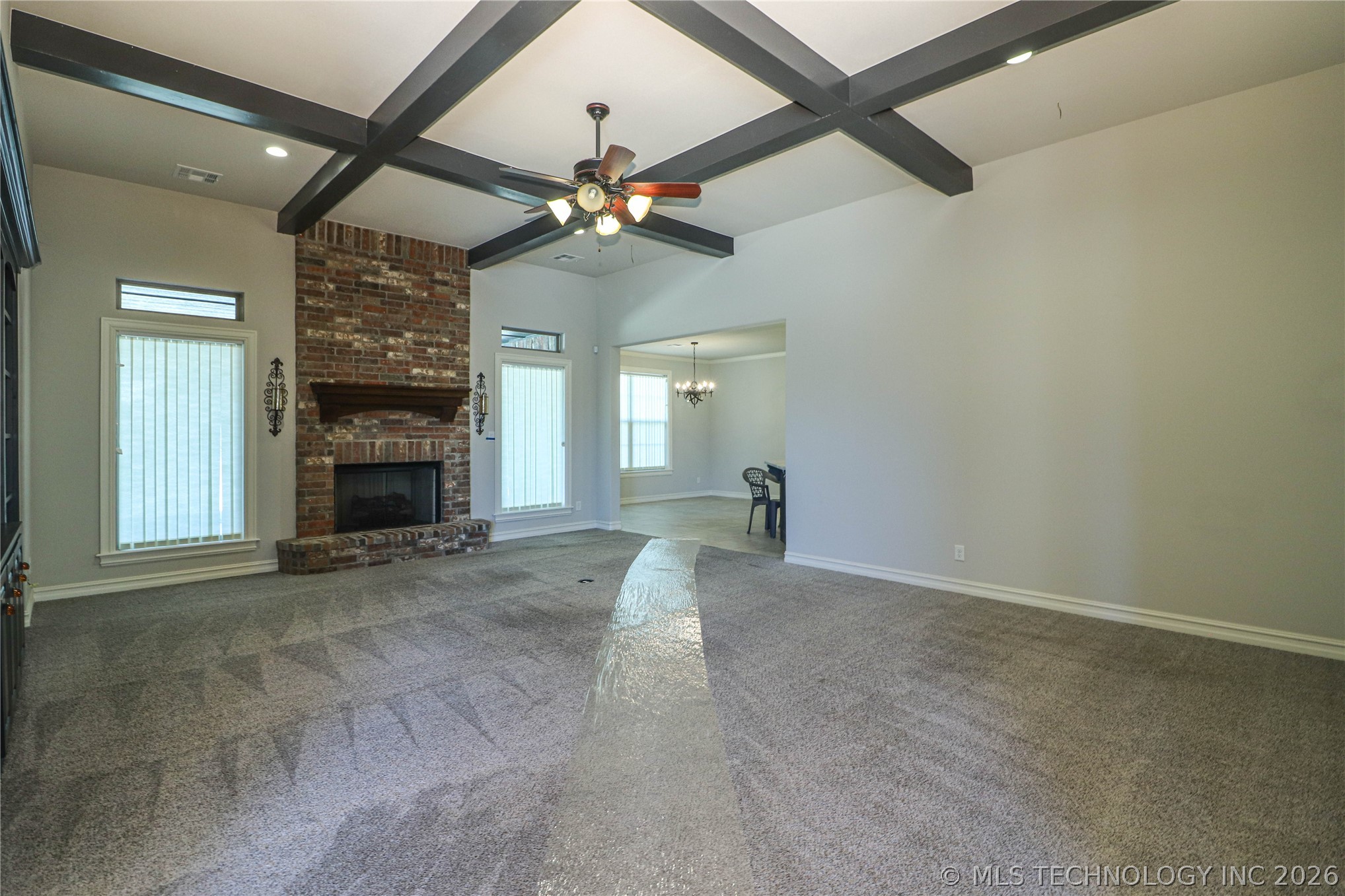 1335 E Teresa Avenue Property Photo 9