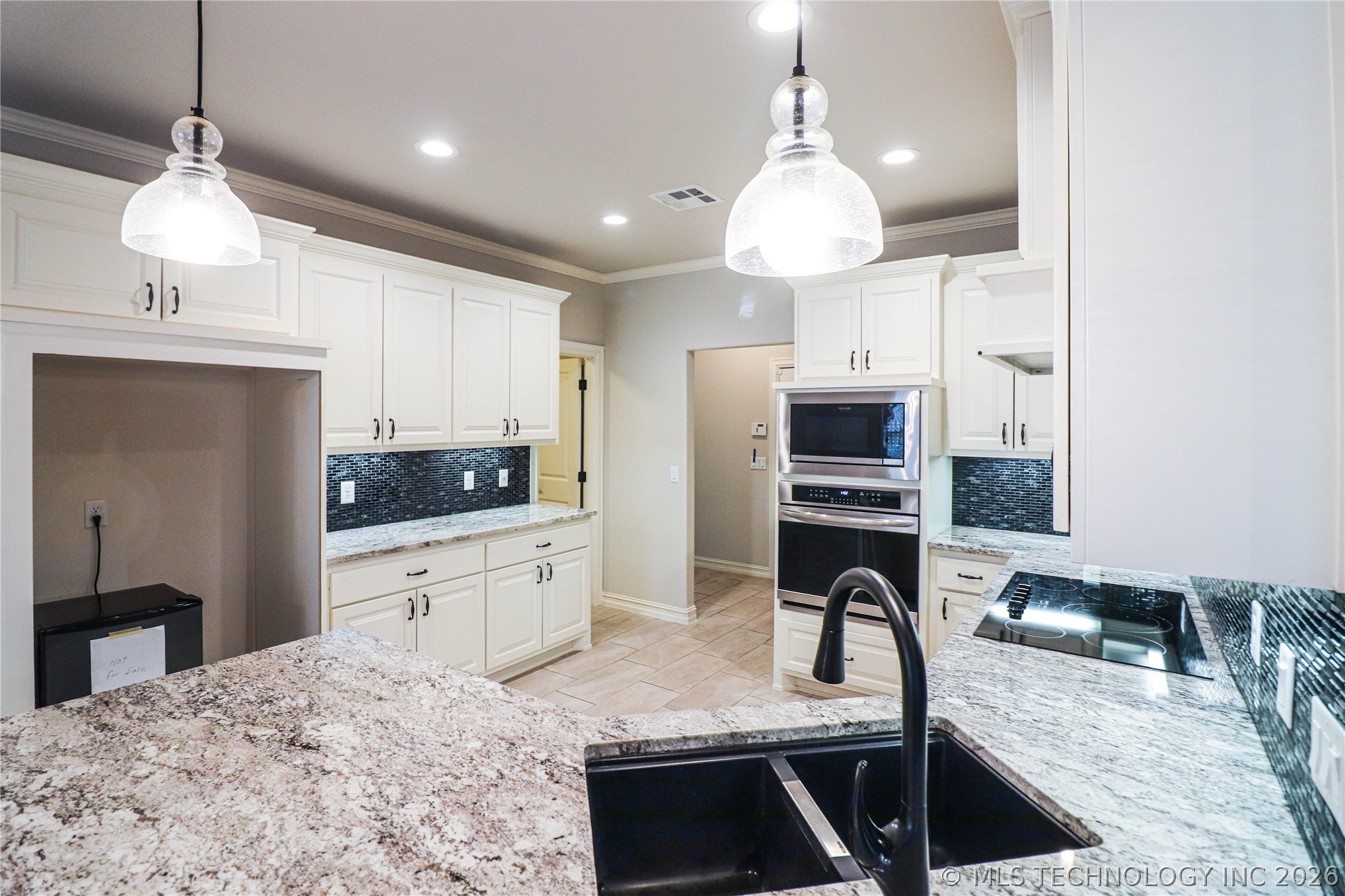 1335 E Teresa Avenue Property Photo 27