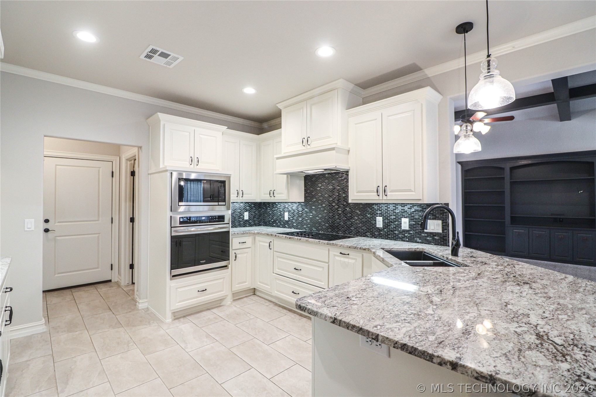 1335 E Teresa Avenue Property Photo 28