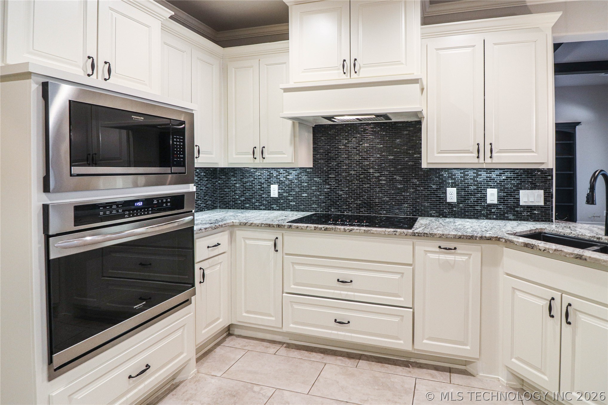 1335 E Teresa Avenue Property Photo 29