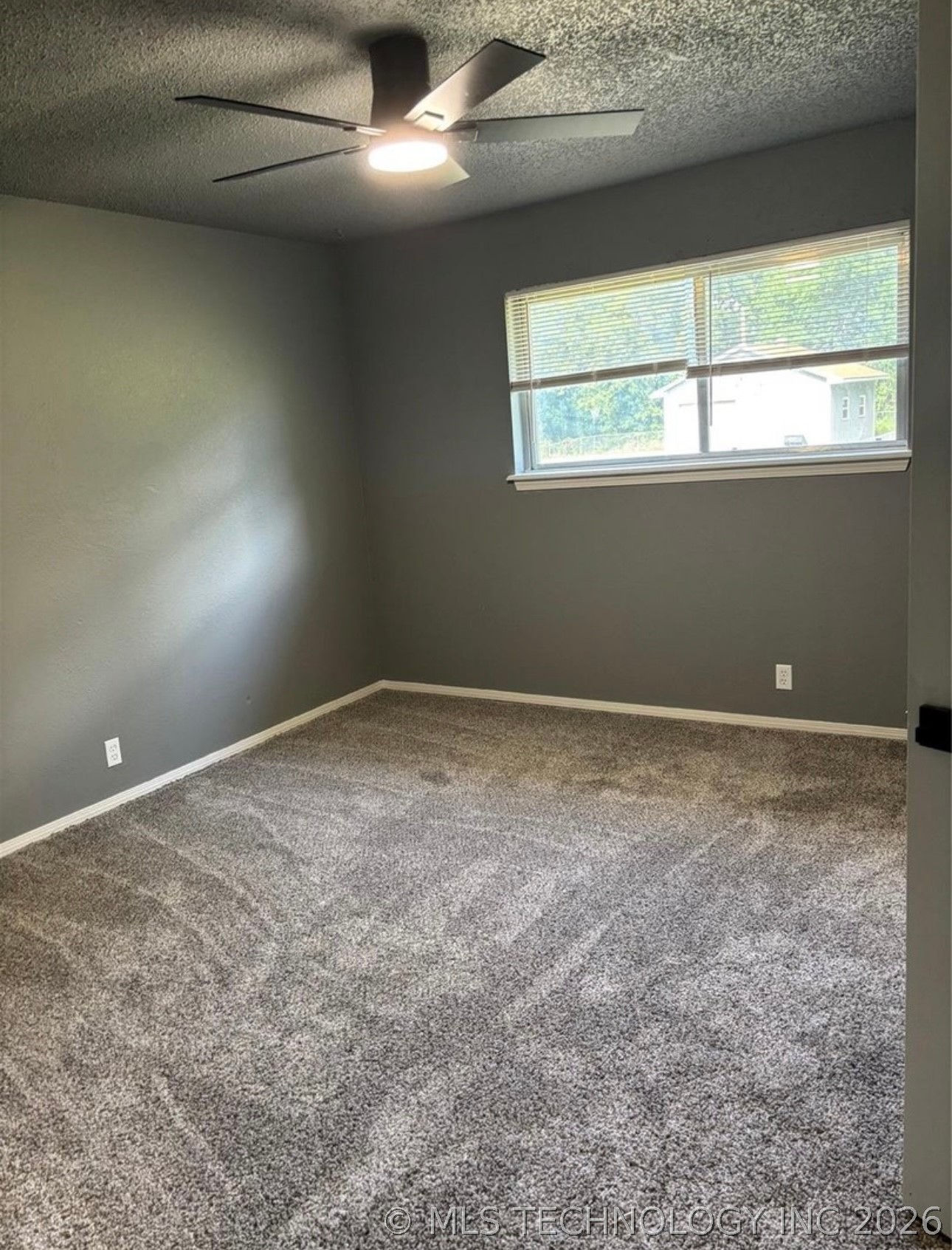 508 S Michigan Property Photo 8