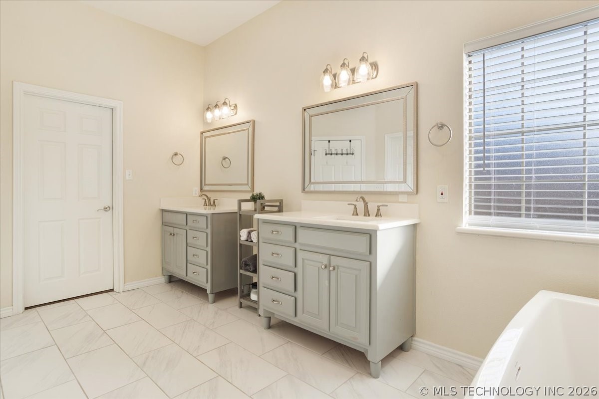 1510 Remington West Circle Property Photo 23