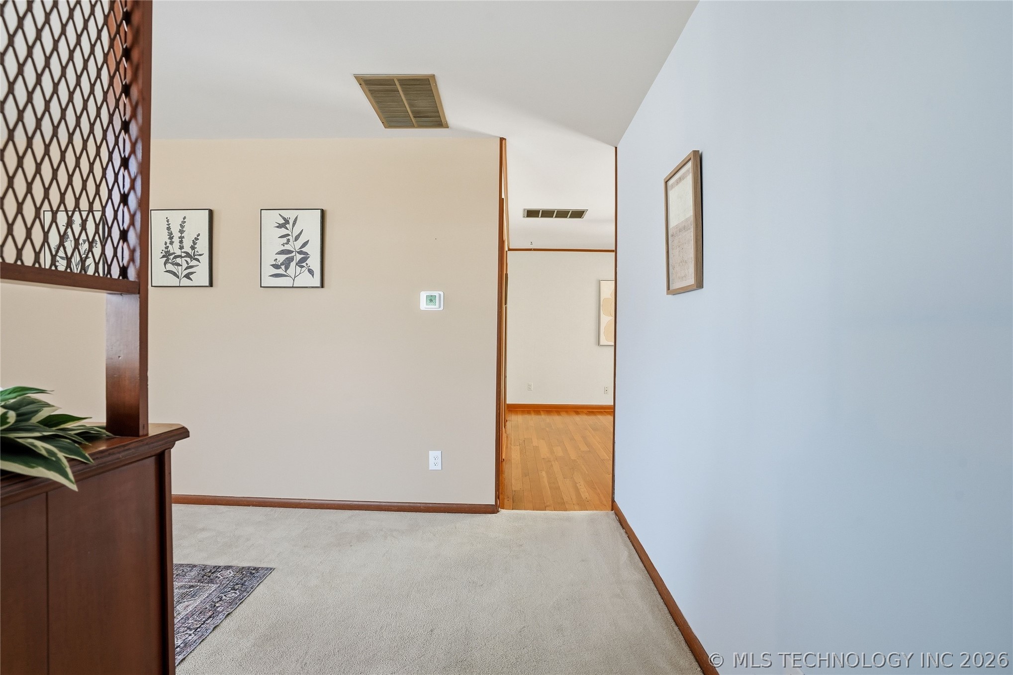 1512 E 58th Street Property Photo 3