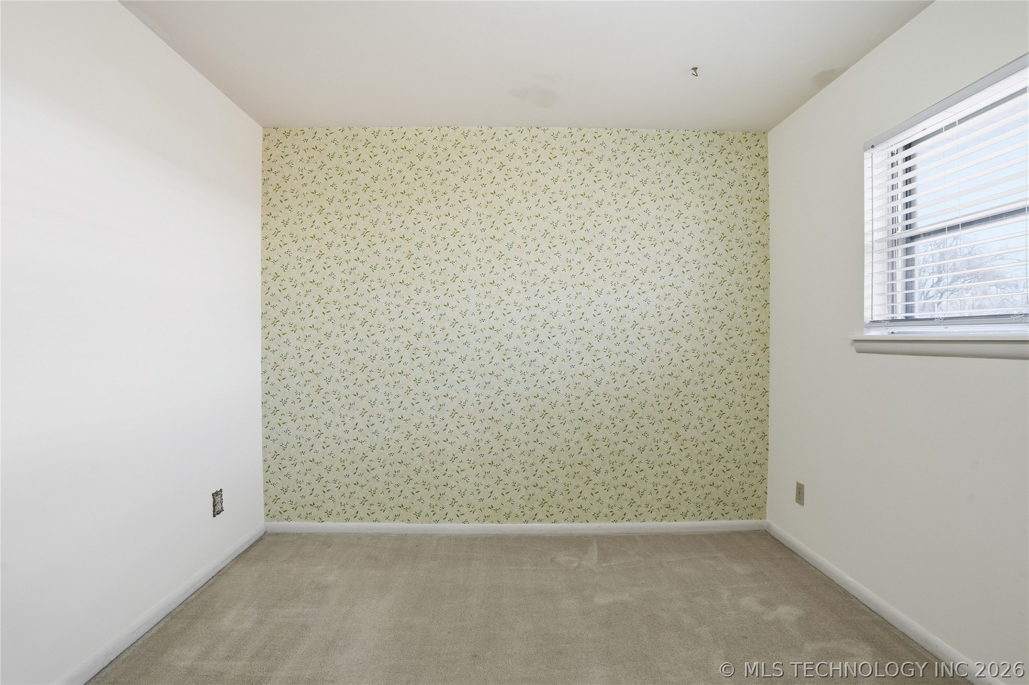 1512 E 58th Street Property Photo 17