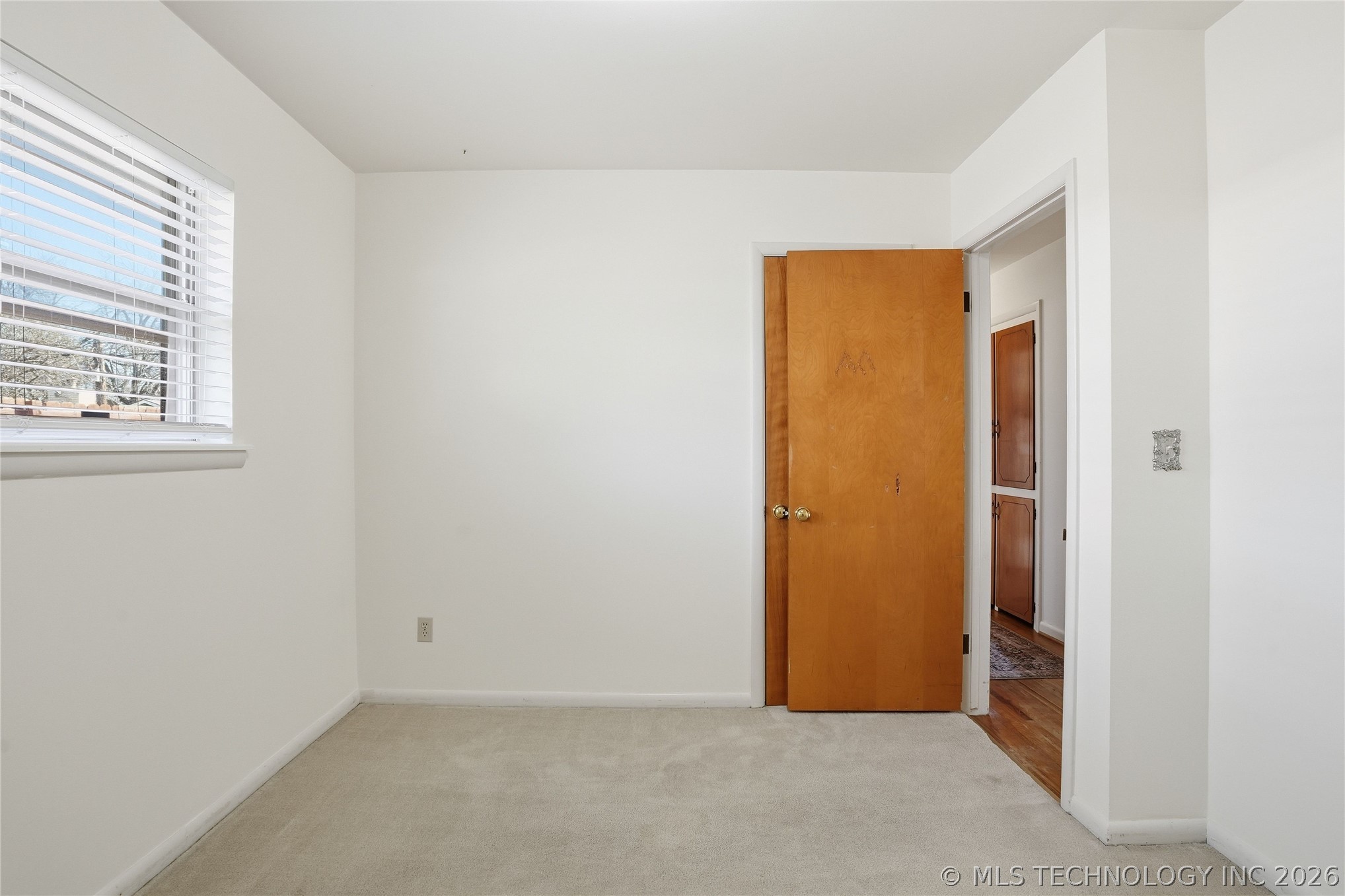 1512 E 58th Street Property Photo 18