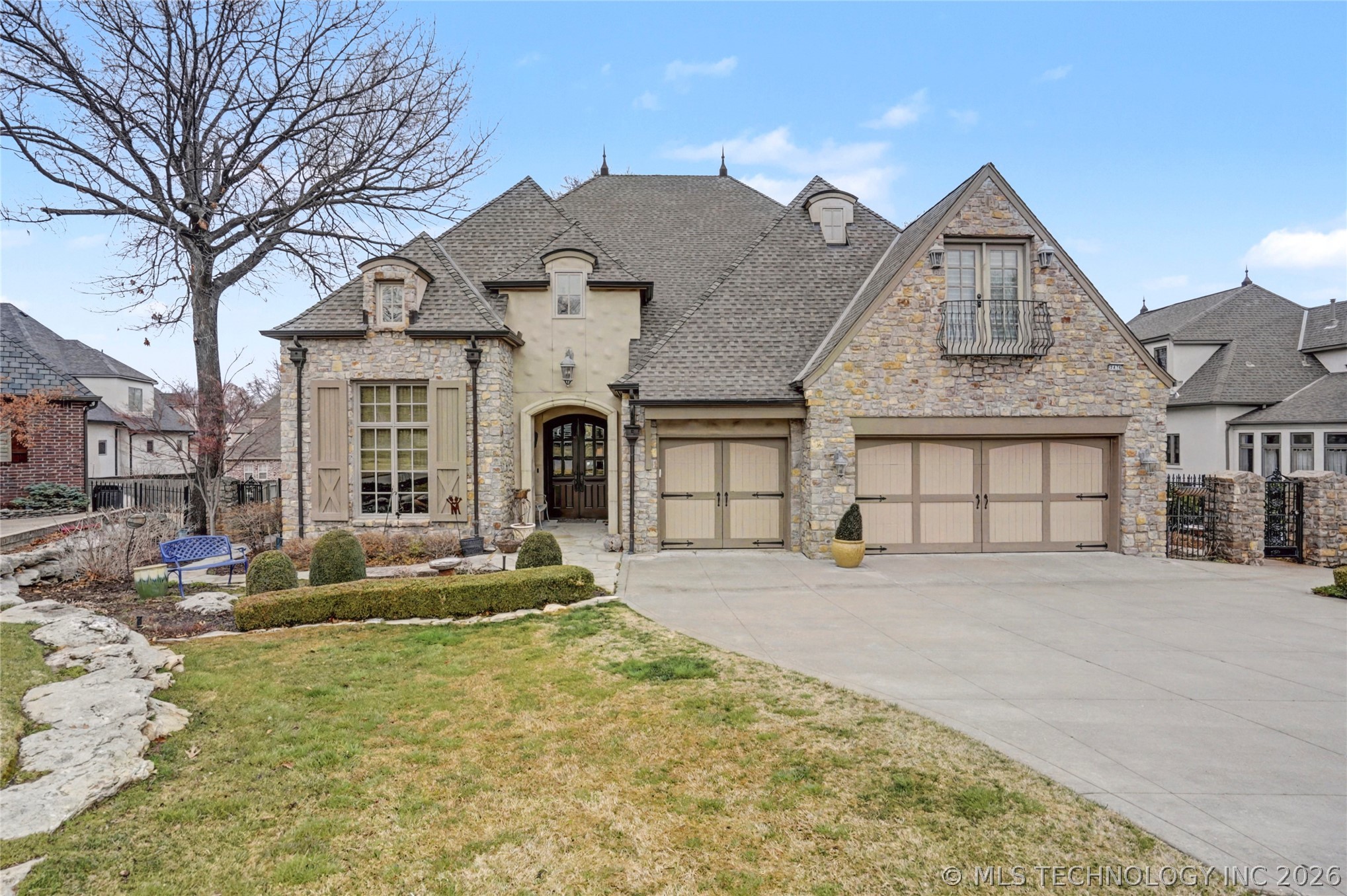 9436 S Jamestown Avenue Property Photo 1