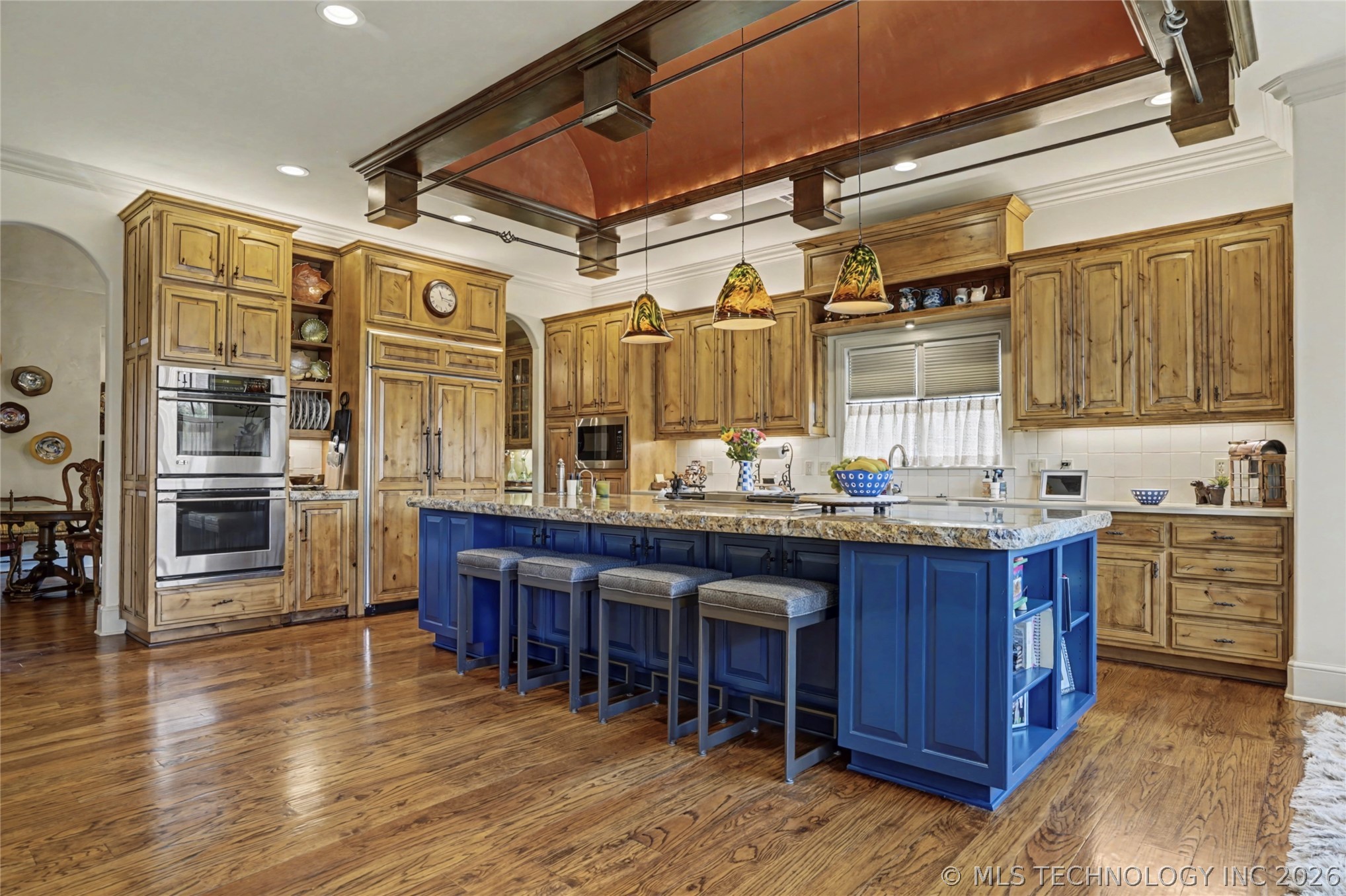 9436 S Jamestown Avenue Property Photo 8